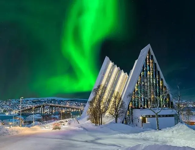 Walo Tromsdalen - Close To Cable Car And Arctic Cathedral, 10 Min By Bus To Centre, Free Parking Apartmán *